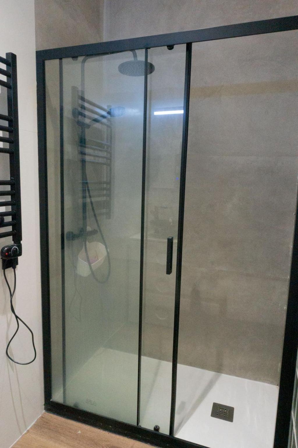 Hortaleza 4, Preciso Estudio En Chueca Junto A La Gran Via De 马德里 外观 照片