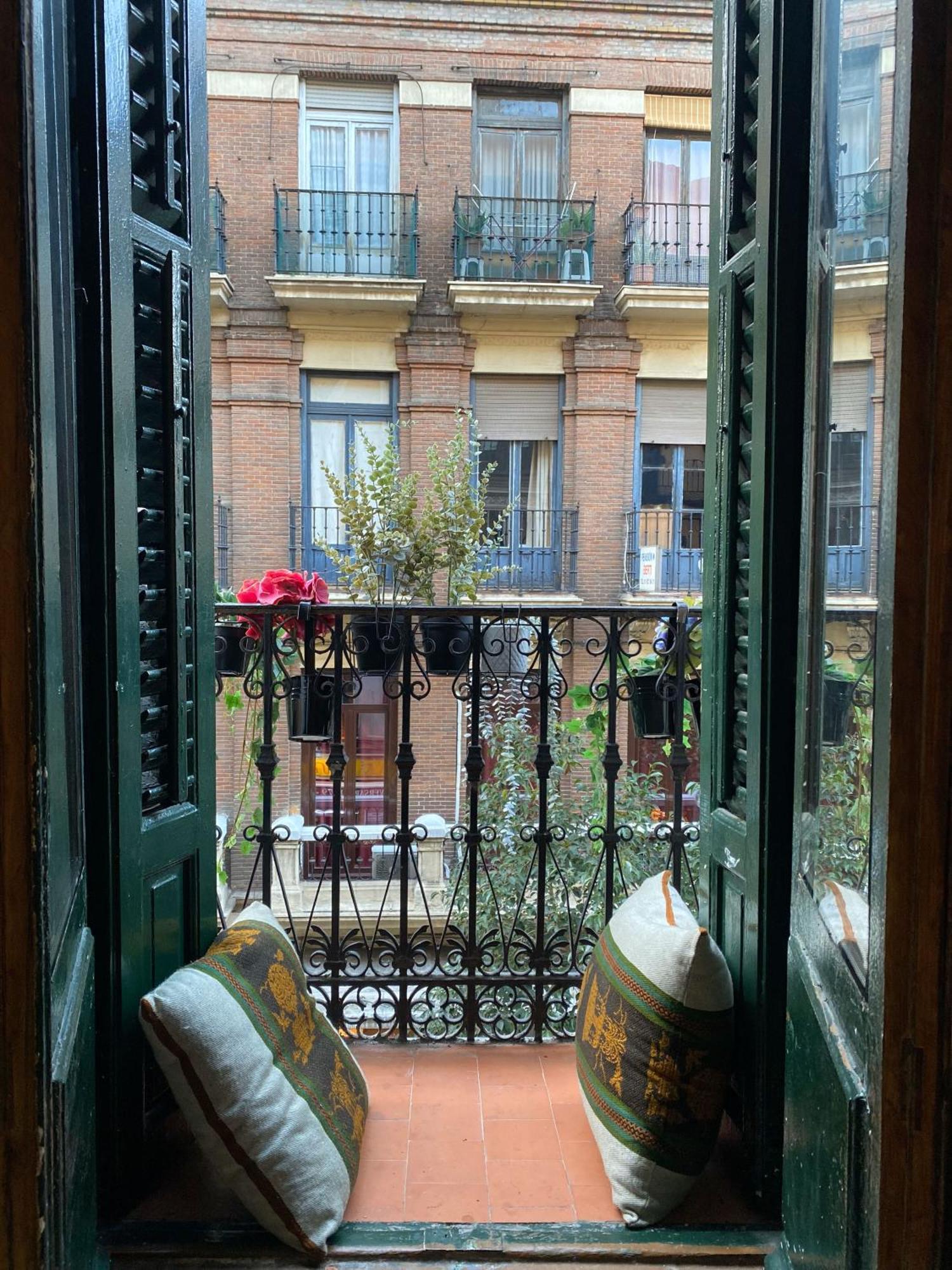 Hortaleza 4, Preciso Estudio En Chueca Junto A La Gran Via De 马德里 外观 照片